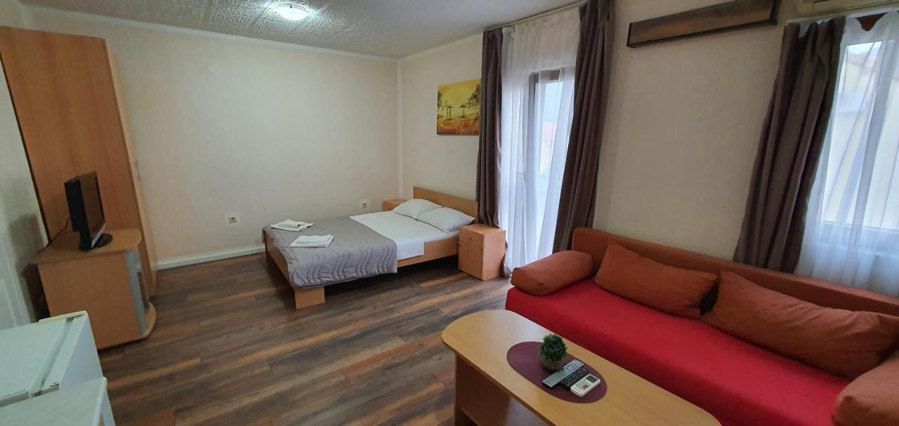 Martinovic Rooms Budva Exterior photo